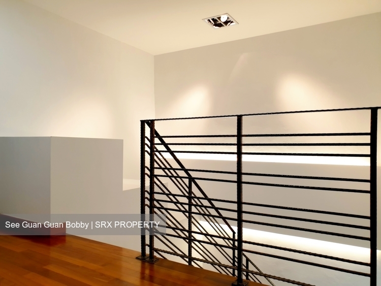 Blk 323 Jurong East Street 31 (Jurong East), HDB Executive #204484971
